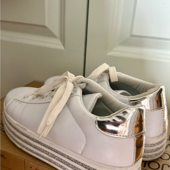 Stylish White and Silver Women's Sneakers - From Spain - Picture 1 of 3